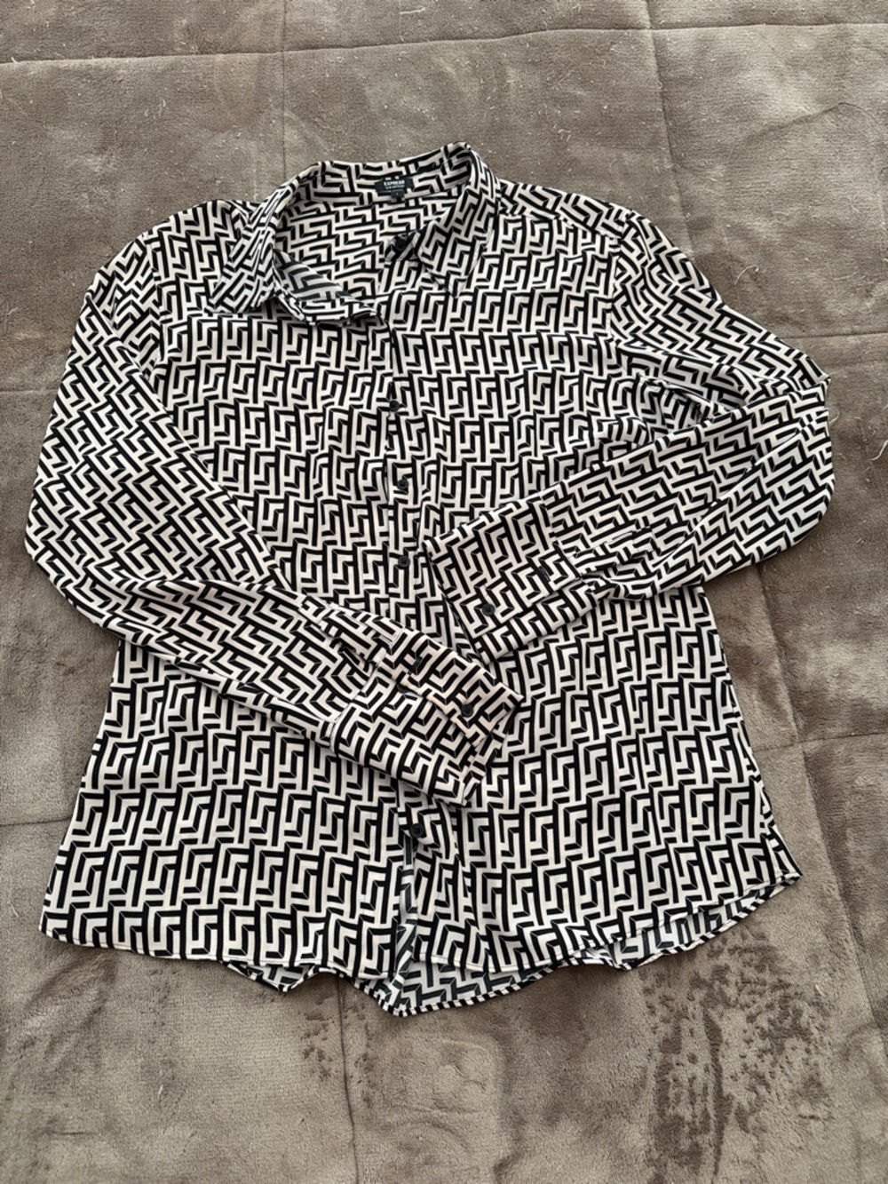 Express Black & White Geometric-Print Long Sleeve Blouse